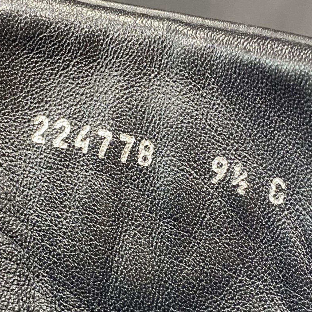 Gucci Authentic Monogram Shoes Size 9.5G - Picture 10 of 10